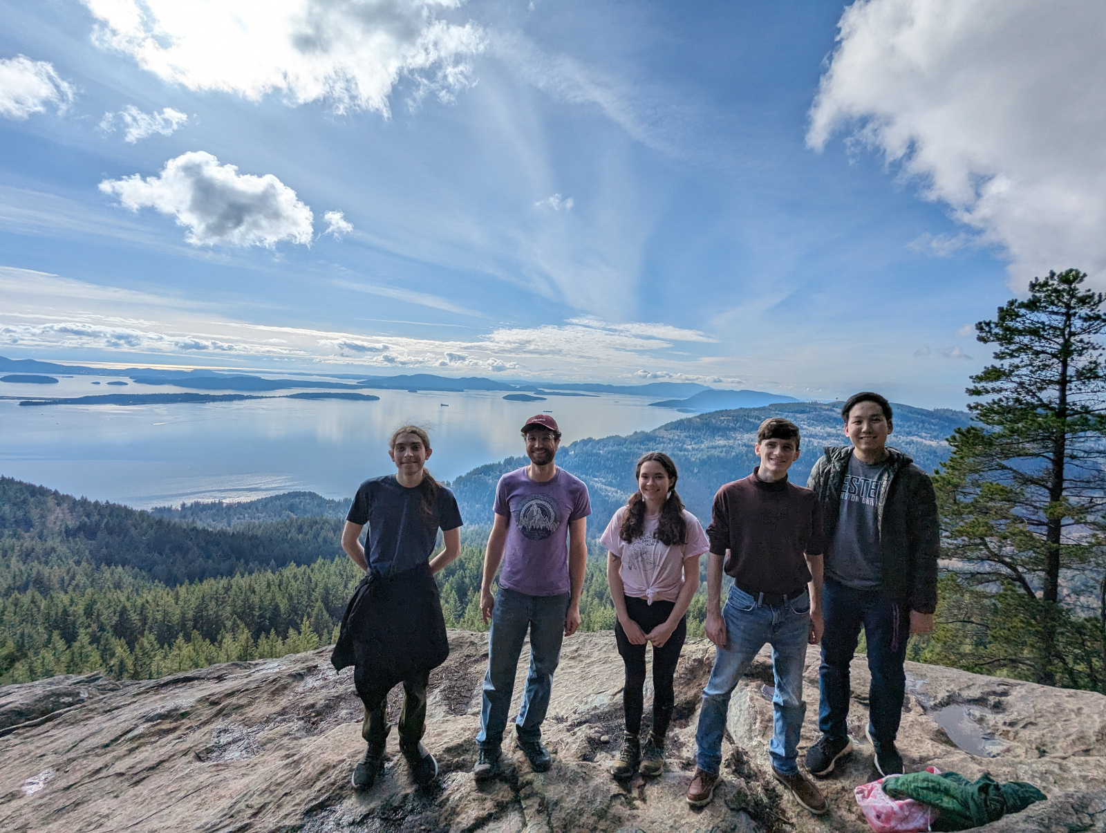 Students at the Oyster Dome overlook